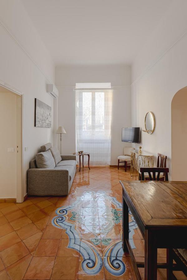 Romantic 2 Piazza Del Popolo Apartment Rom